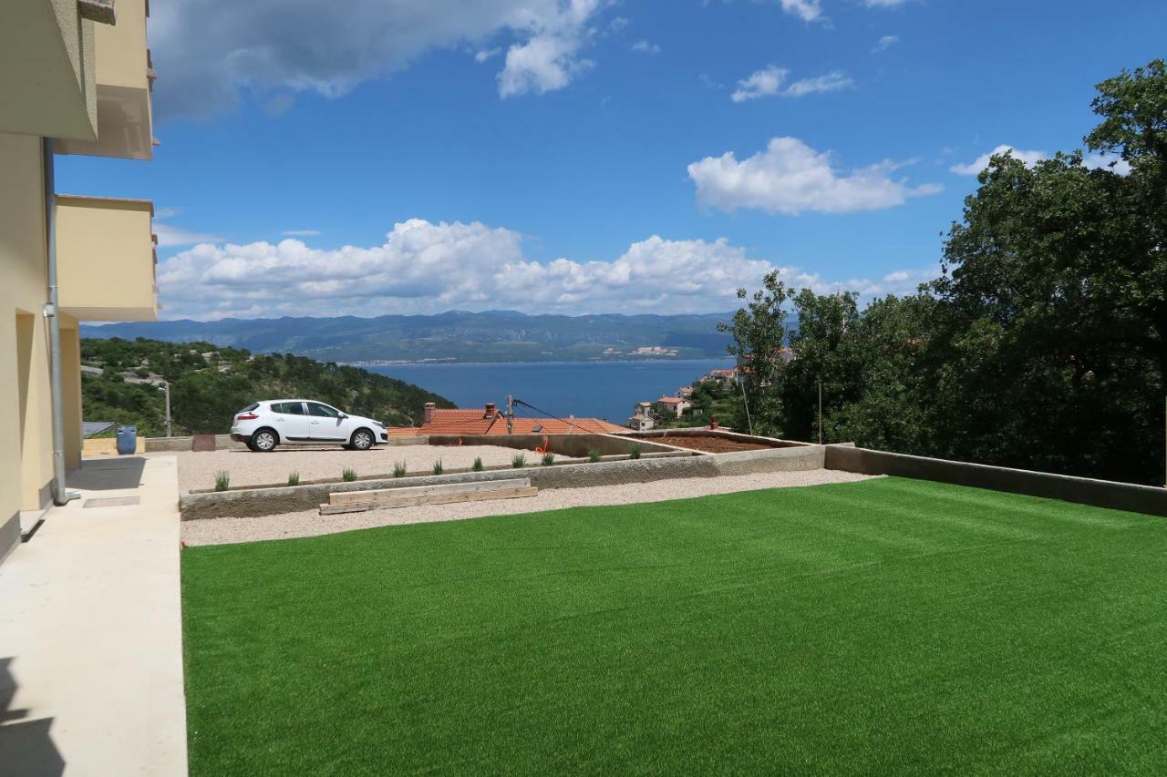 Apartmani Marin Vrbnik Eksteriør billede